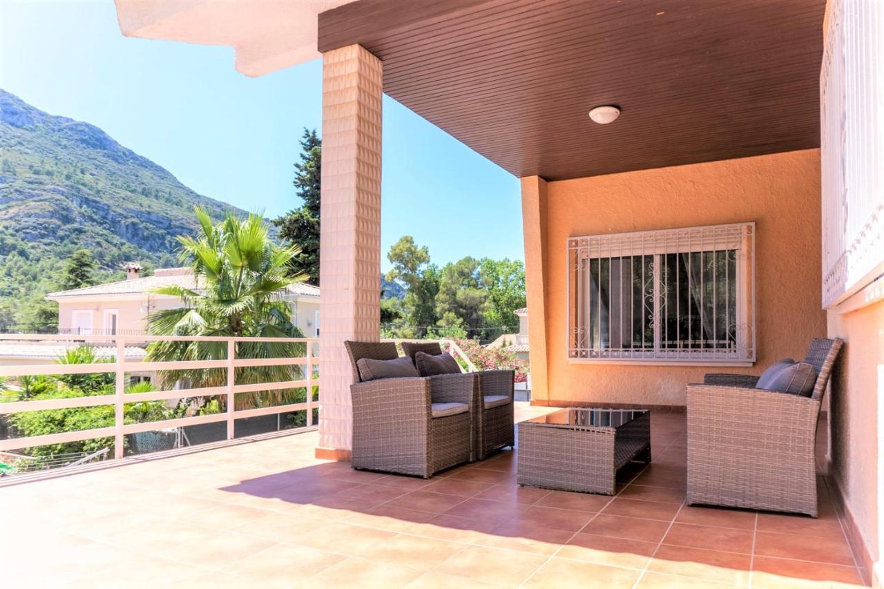 Villa Montesol La Drova Bagian luar foto