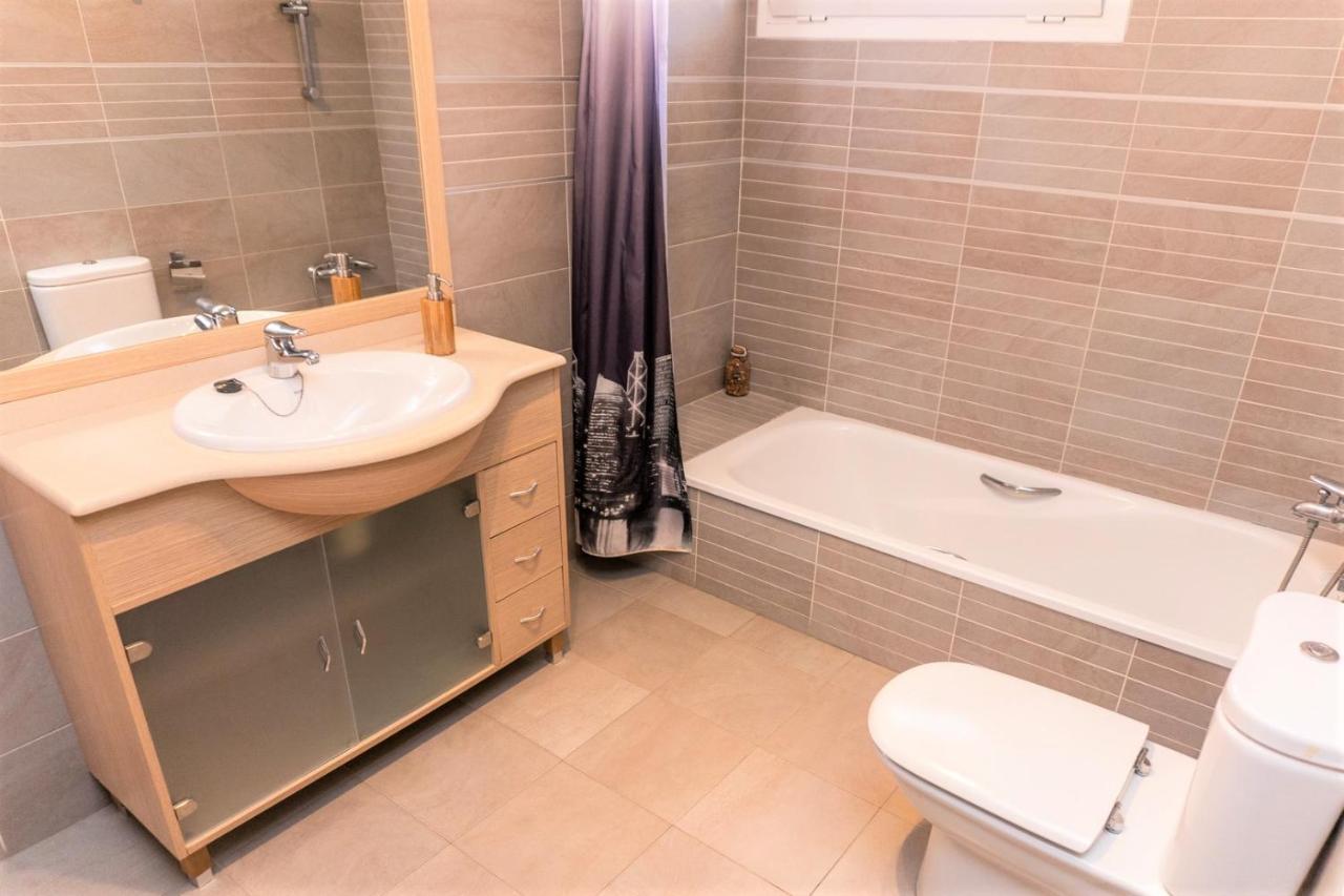 Villa Montesol La Drova Bagian luar foto